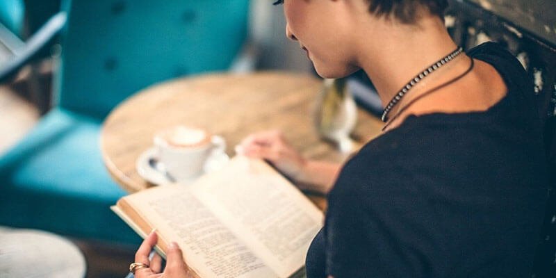 5 Ways Your Bookstore Could Benefit From Adding A Cafe